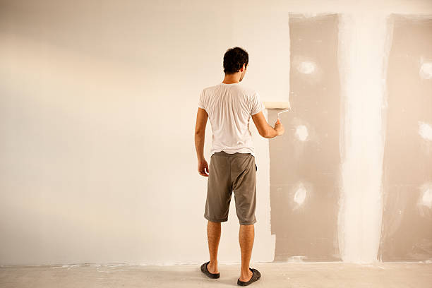 Best Eco-Friendly and Low-VOC Painting  in Llender, CA